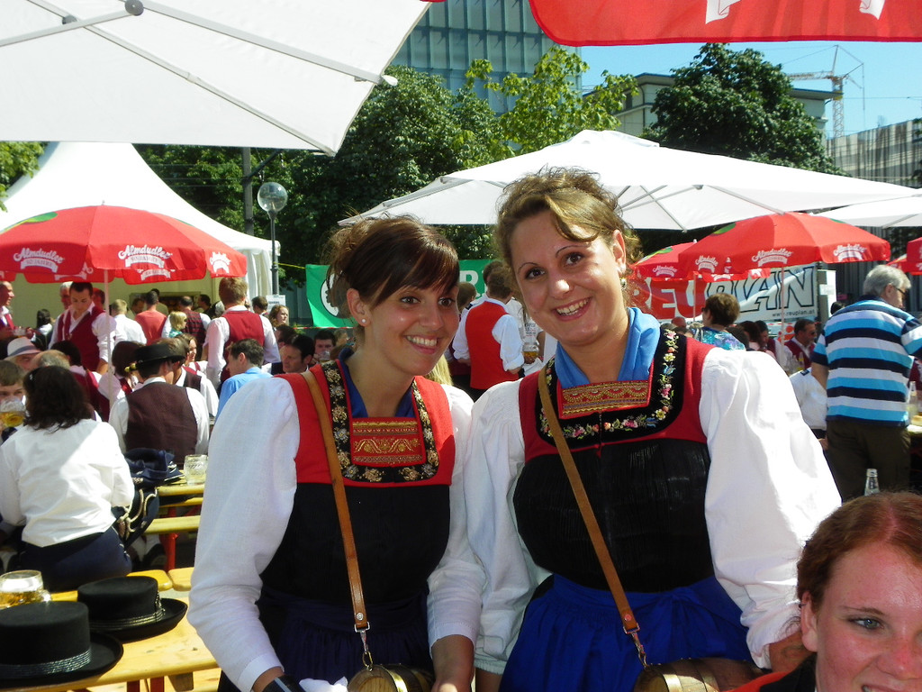 112_0876_JPG-1311434236