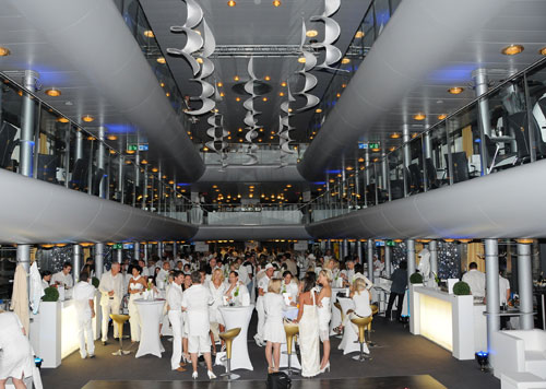 WhiteNight_065_jpg-1311522473