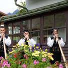 Raggaler Firobat in der Walserhalle Raggal mit Musikverein Fraßenecho, Trachtengruppe Raggal, Kindertrachtengruppe Raggal und Al