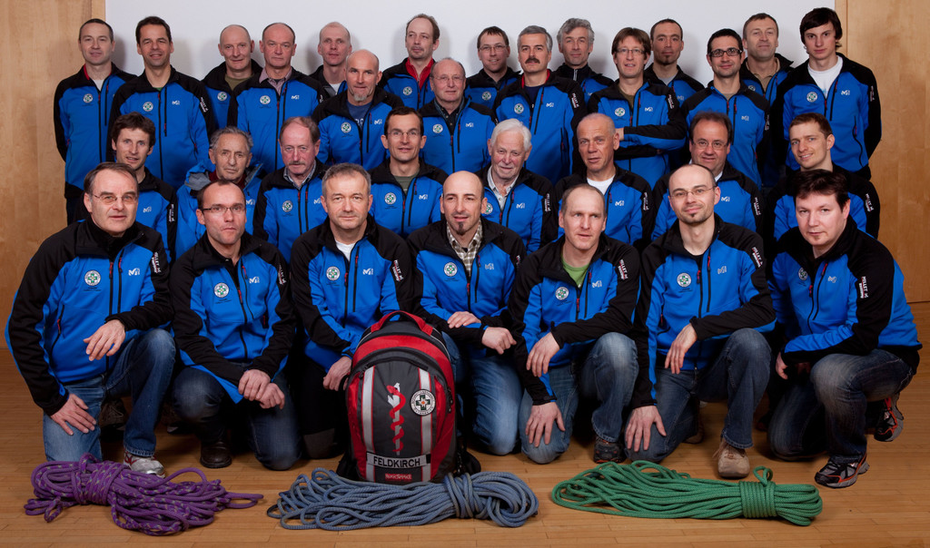 Bergrettung_Gruppenfoto.jpg