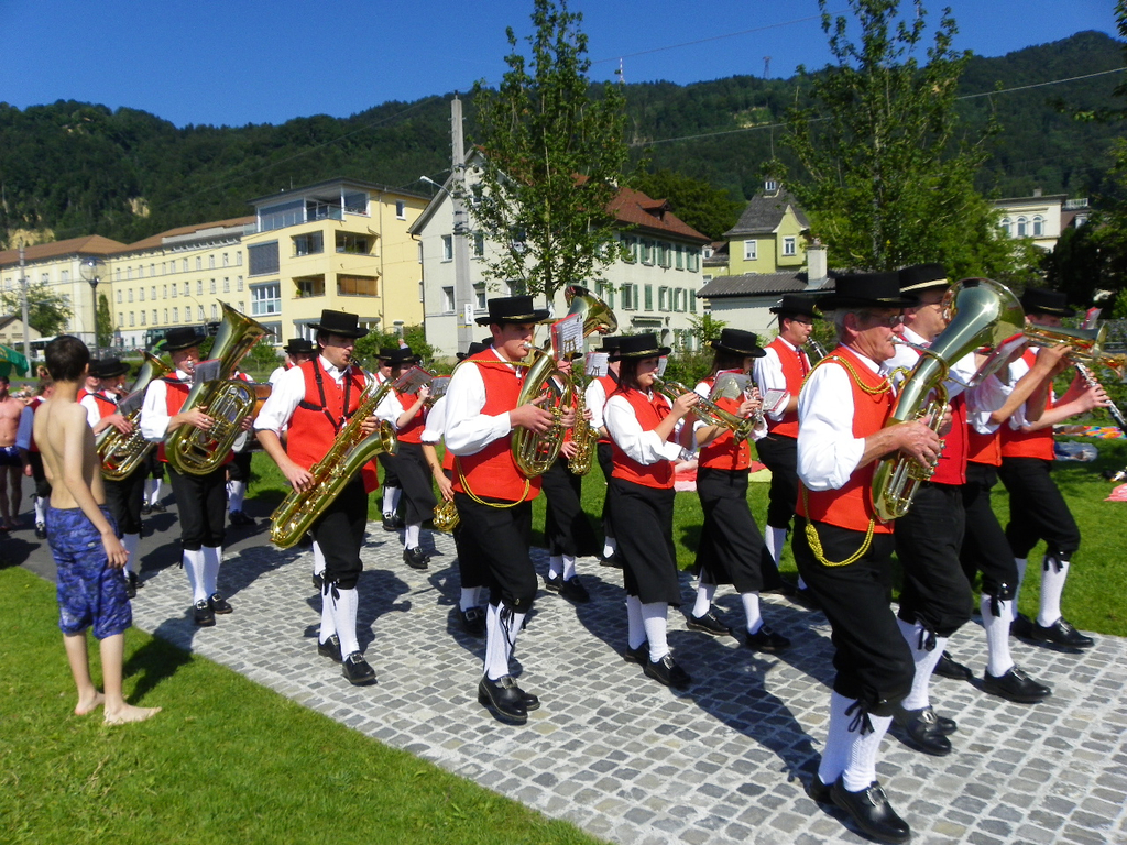 112_1106_JPG-1311596376