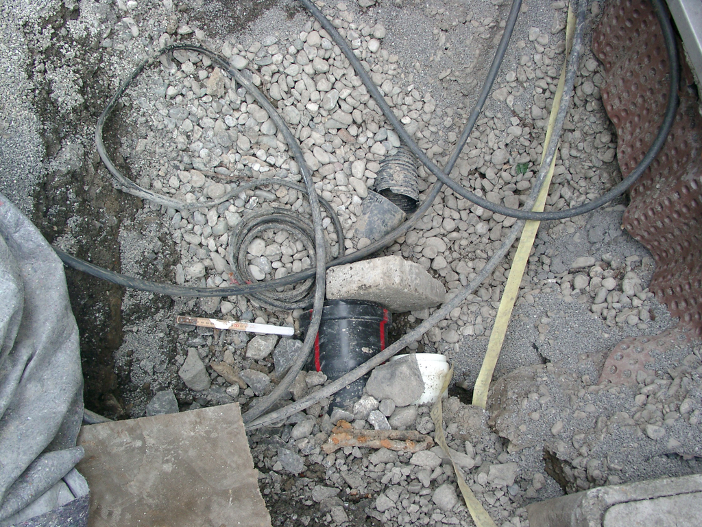 01010761_JPG-1311693042