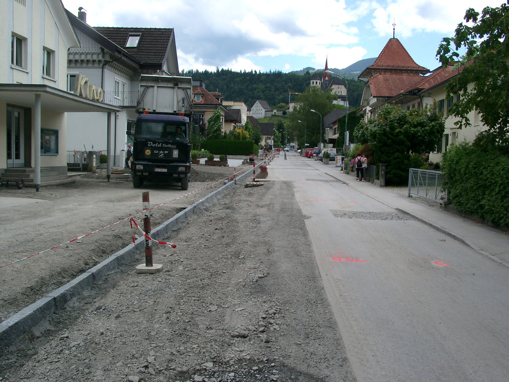 01010764_JPG-1311693103