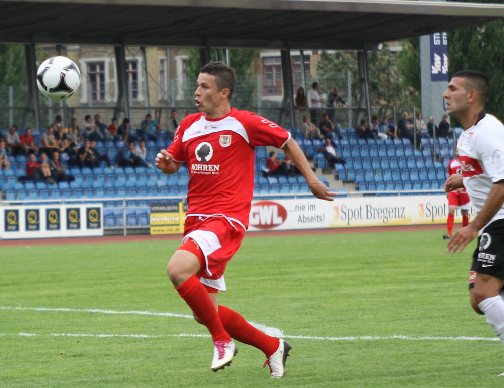 thiago titel_JPG-1312057302