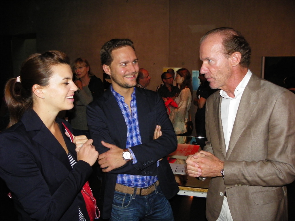 111_9721_JPG-1312066988