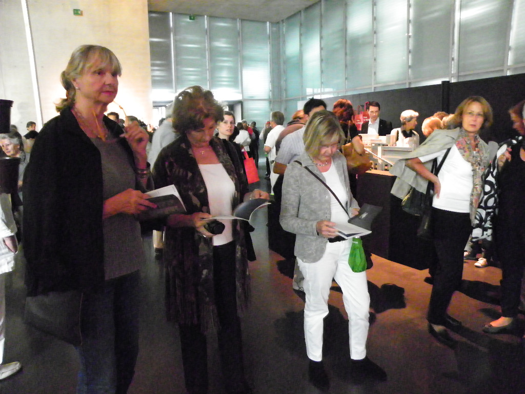 111_9700_JPG-1312066969