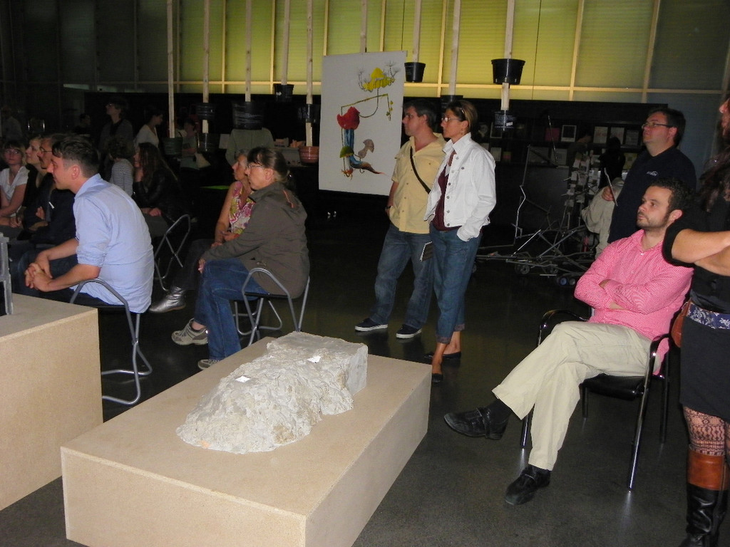 112_2397_JPG-1312066789