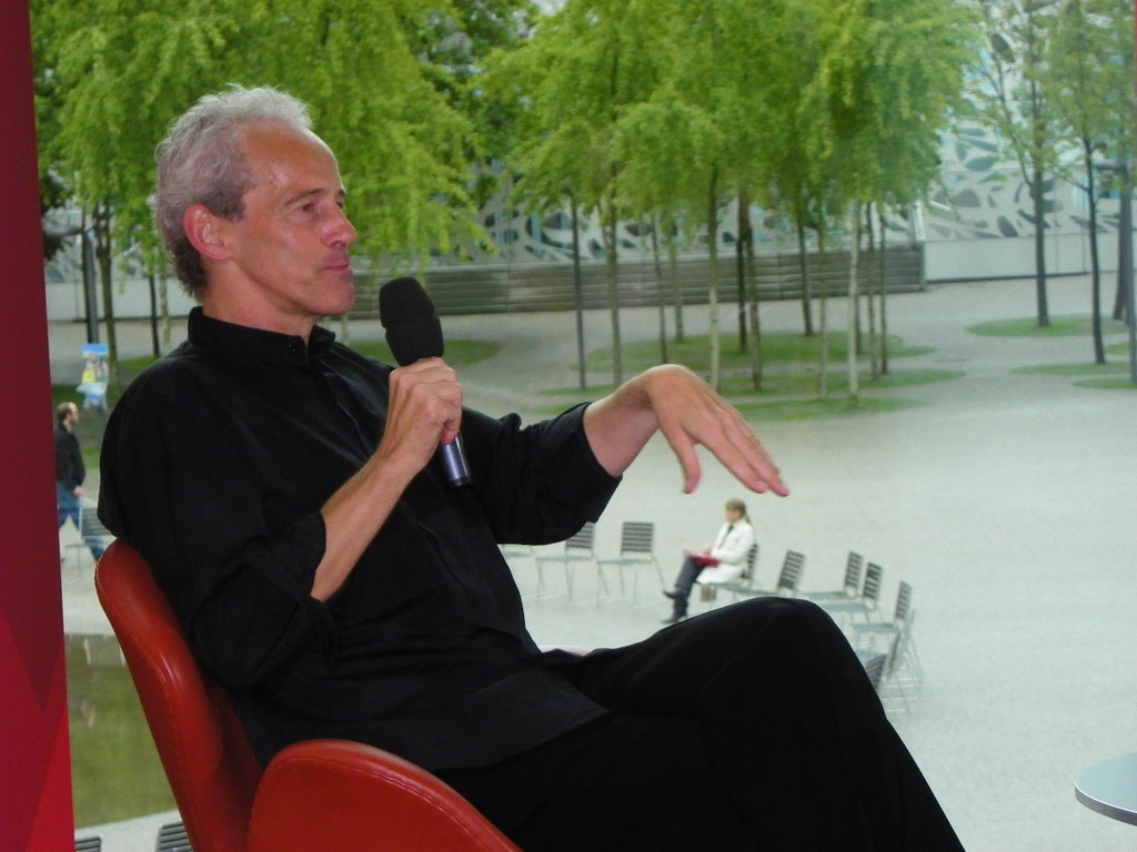 112_1953_JPG-1312070524