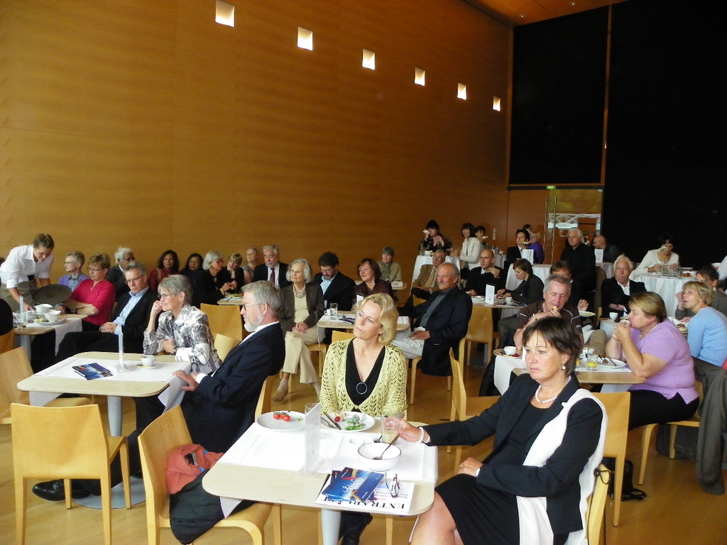 112_1955_JPG-1312070543