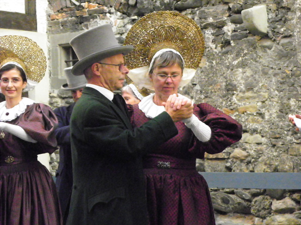 112_1892_JPG-1312073607