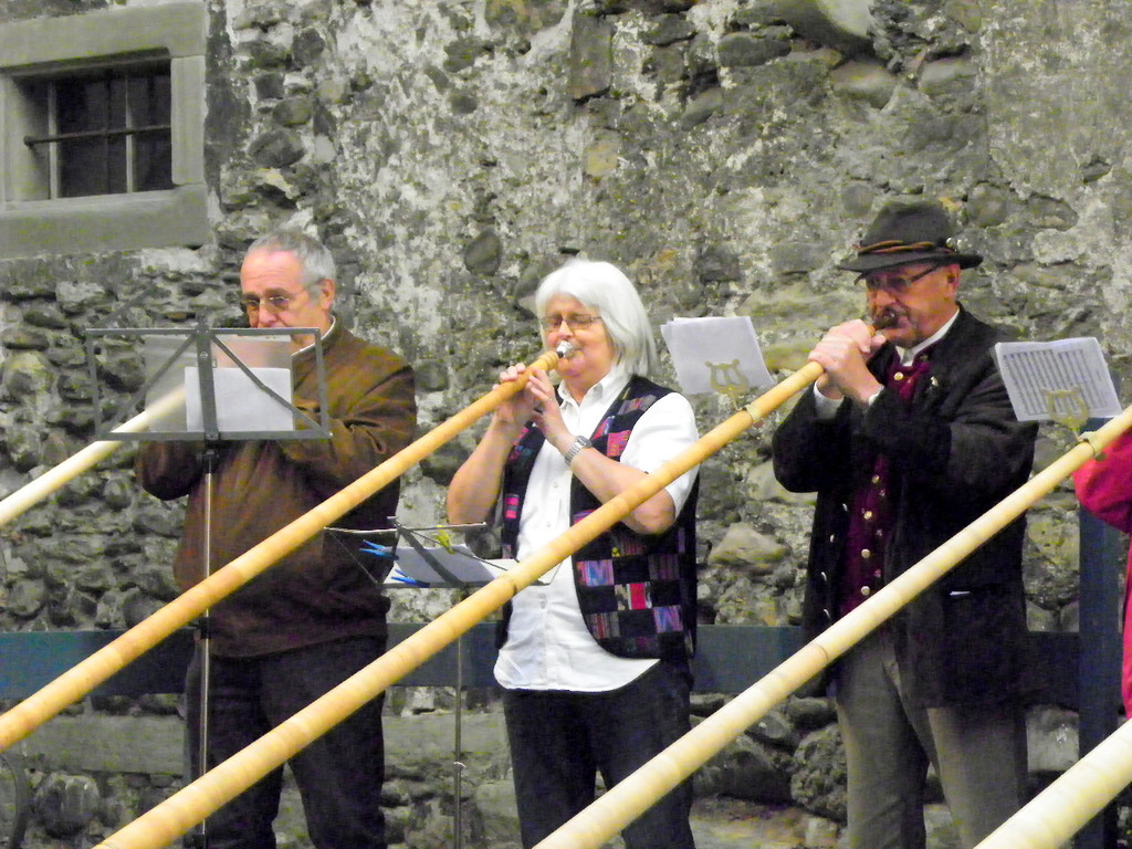 112_1927_JPG-1312075175