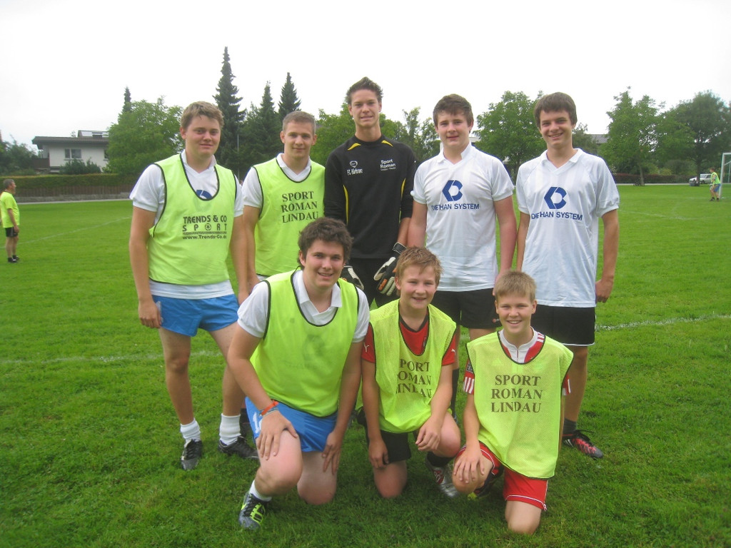 MV Dorffest Fussball 2011 _9__jpg-1312134085