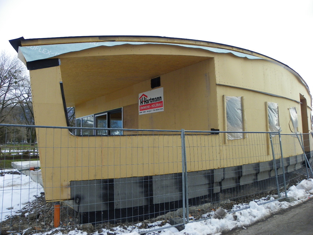 108_5359_jpg-1312146689