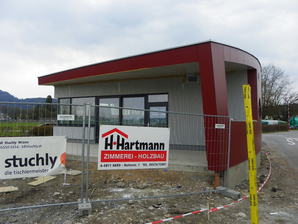 109_9560_JPG-1312146729