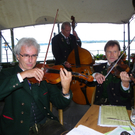 Unterhaltung beim Seefrühstück