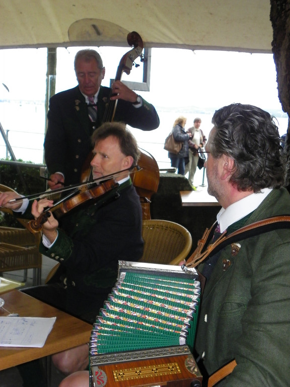 112_1984_JPG-1312147139