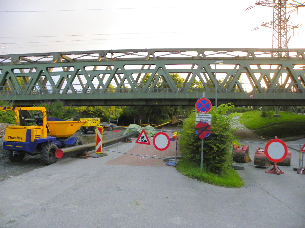 111_9651_JPG-1312152293