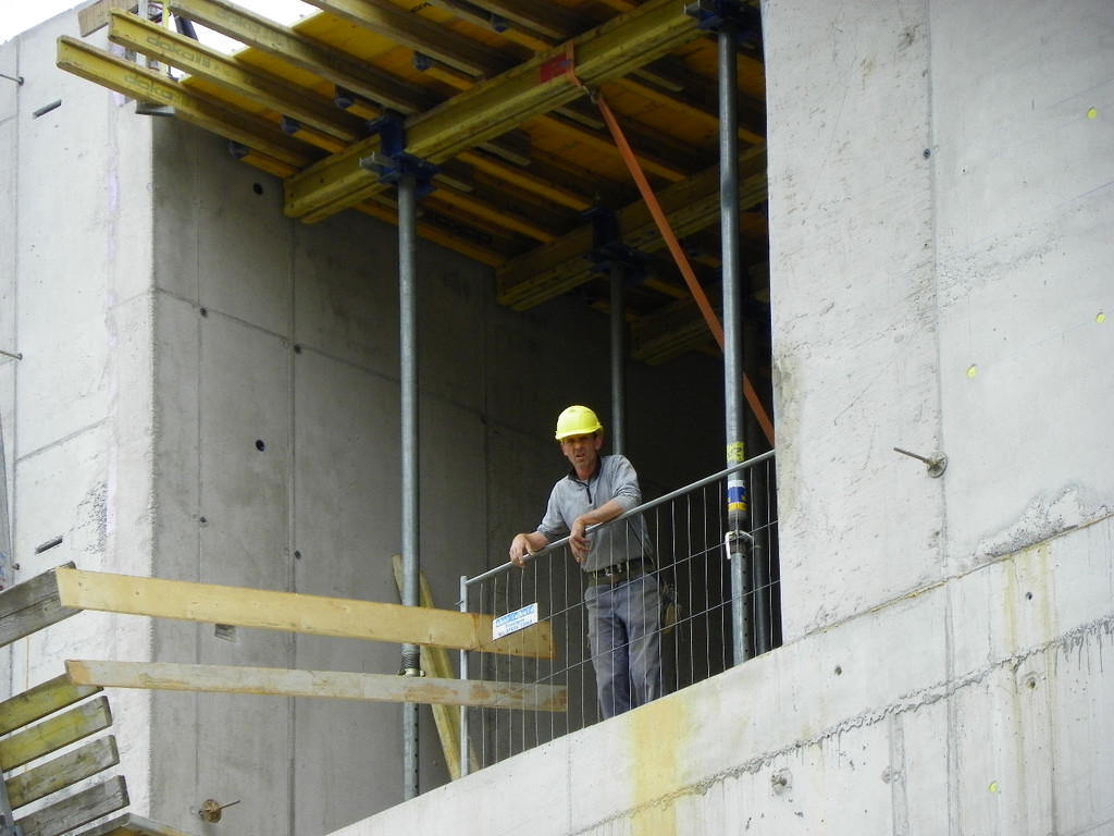 112_1748_JPG-1312154455