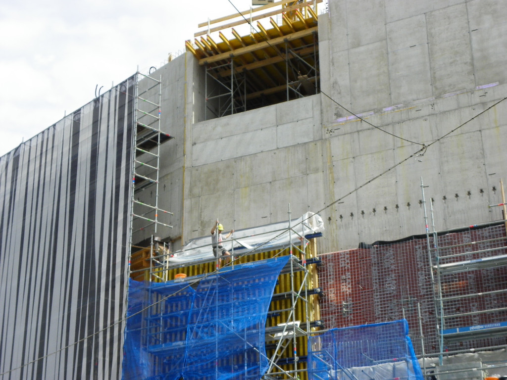 112_1763_JPG-1312154500