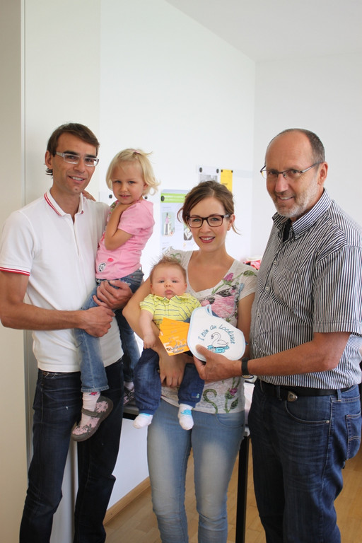 Baby Willkommensgeschenk neu 2011 _1__jpg-1312468897