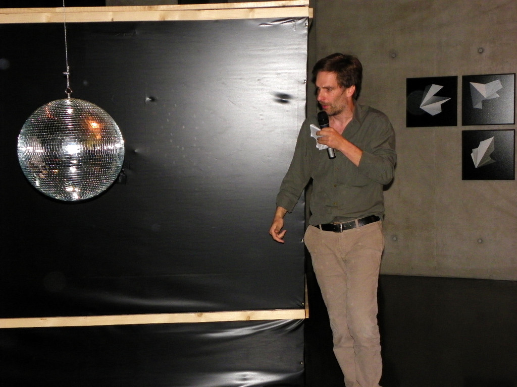 112_1858_JPG-1312534841