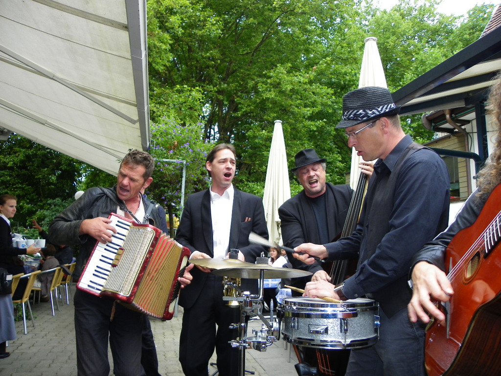 112_2467_JPG-1312538389