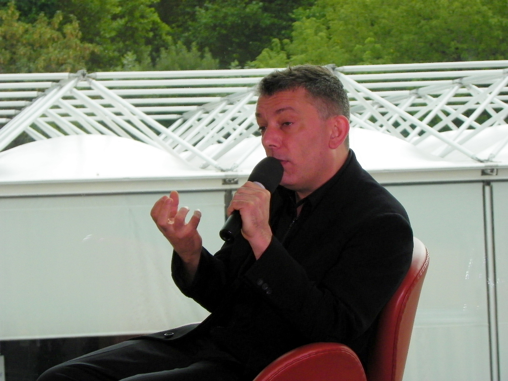 112_2440_JPG-1312549997