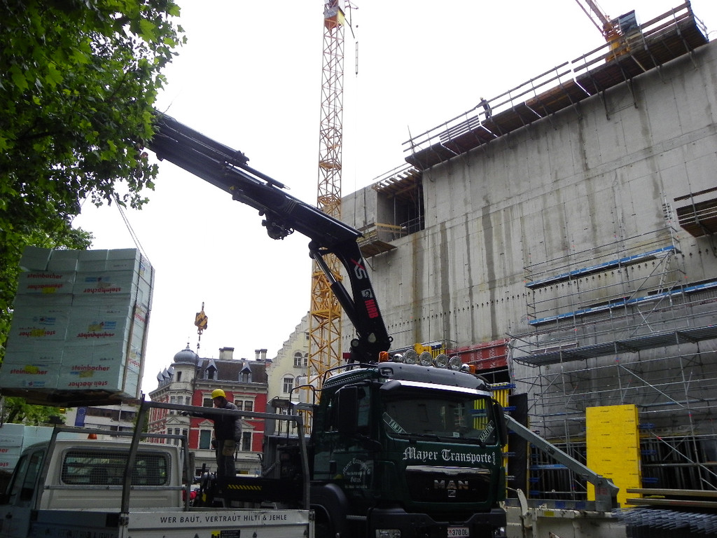 112_1853_JPG-1312650592