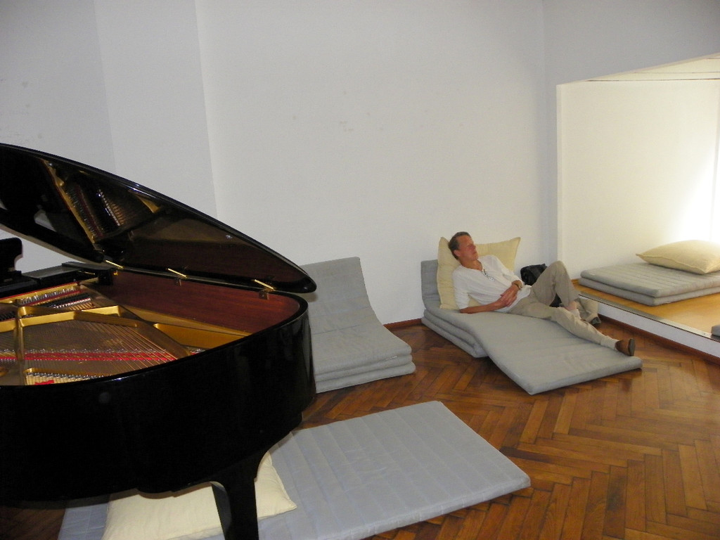 112_2566_JPG-1312651784