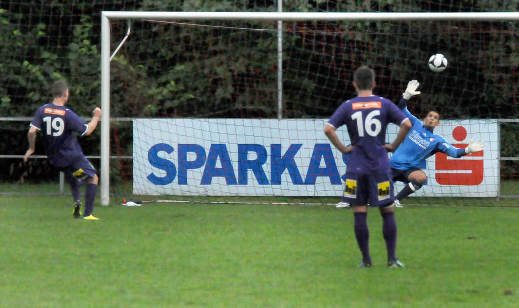 Viktoria-M__der 7_8_11 90_jpg-1312740935