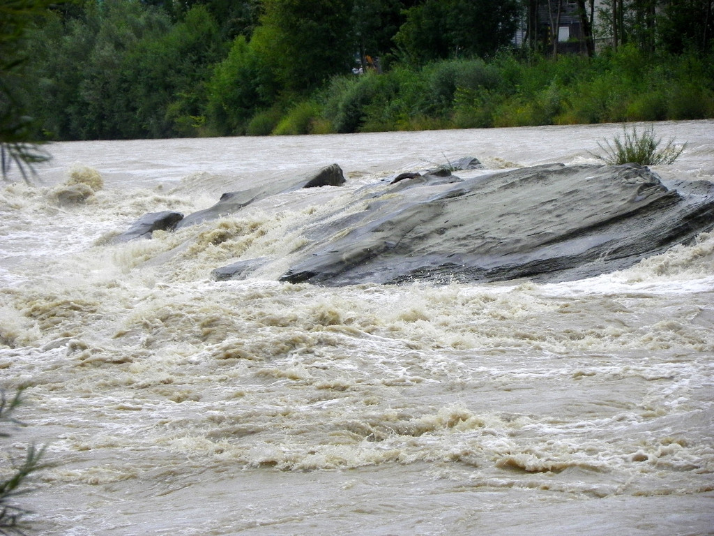 112_2999_JPG-1312798549