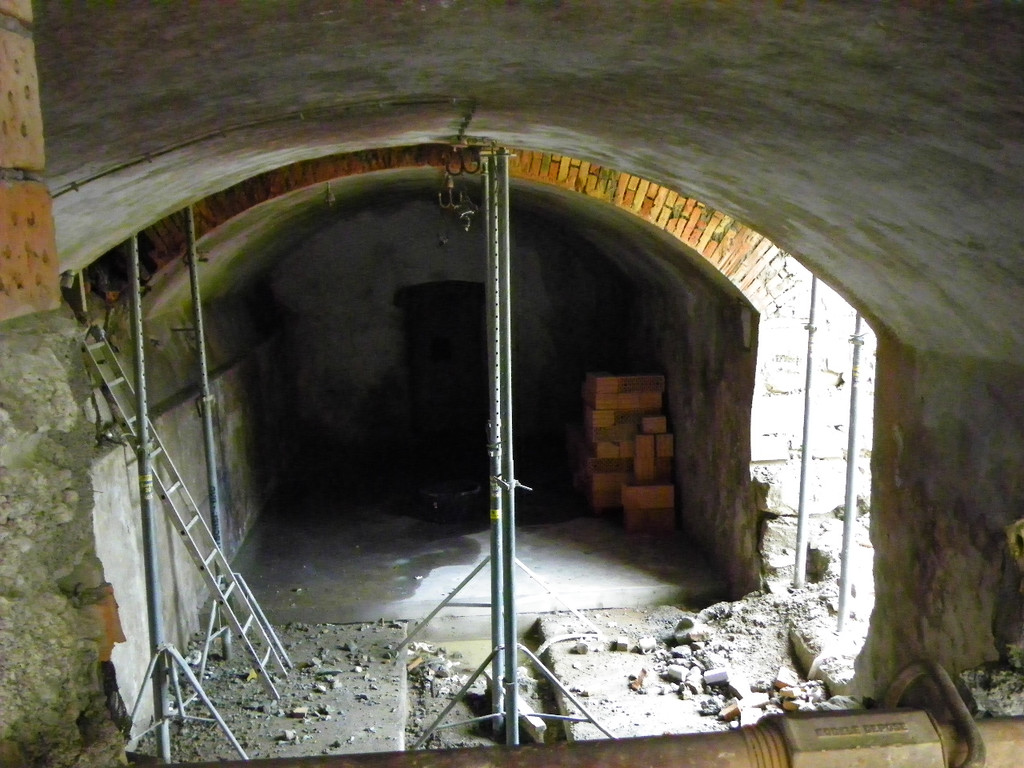 112_1776_JPG-1312798878