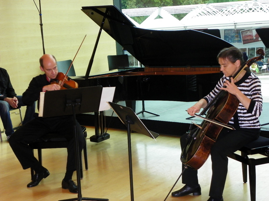 112_2933_JPG-1312928199