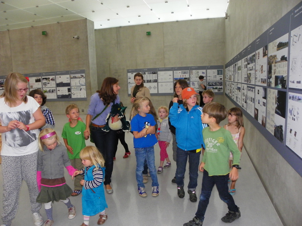 112_2318_JPG-1313016487