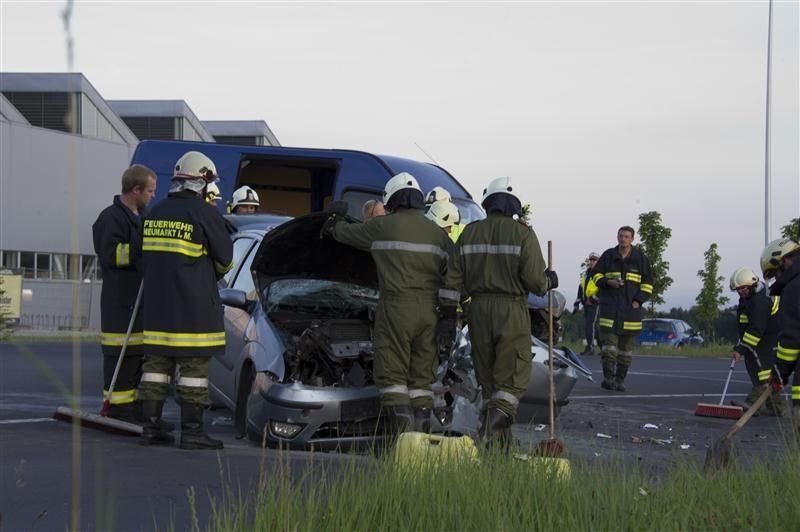 10082011vumpb310mmaktivnews_20_12_.jpg