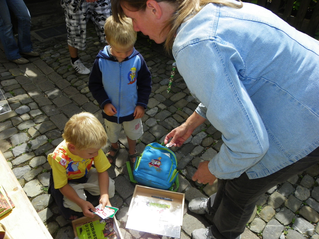 6_6_11 125_jpg-1313193210