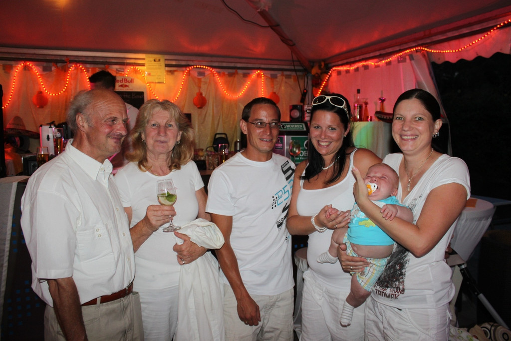 Treff am See Beach Party WEISS 2011 _3__jpg-1313341070