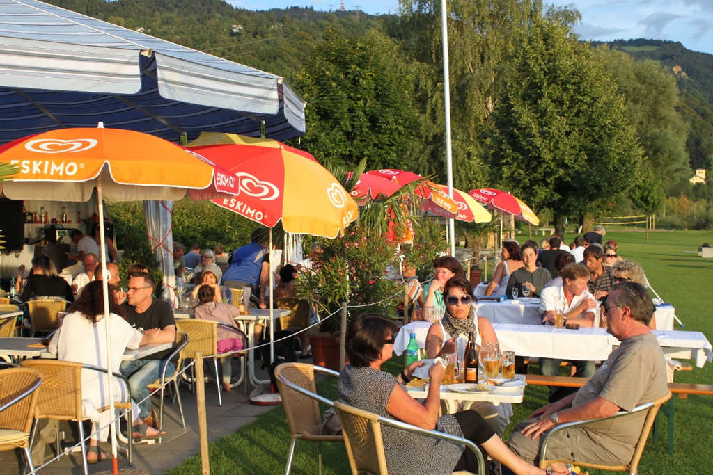 Treff am See Beach Party WEISS 2011 _17__jpg-1313341241