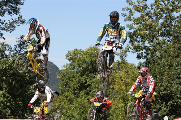 week02_JPG-1313398912