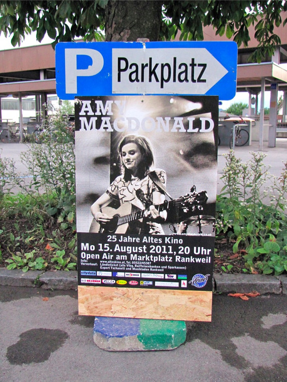 BK_amy_macdonald_jpg-1313446331