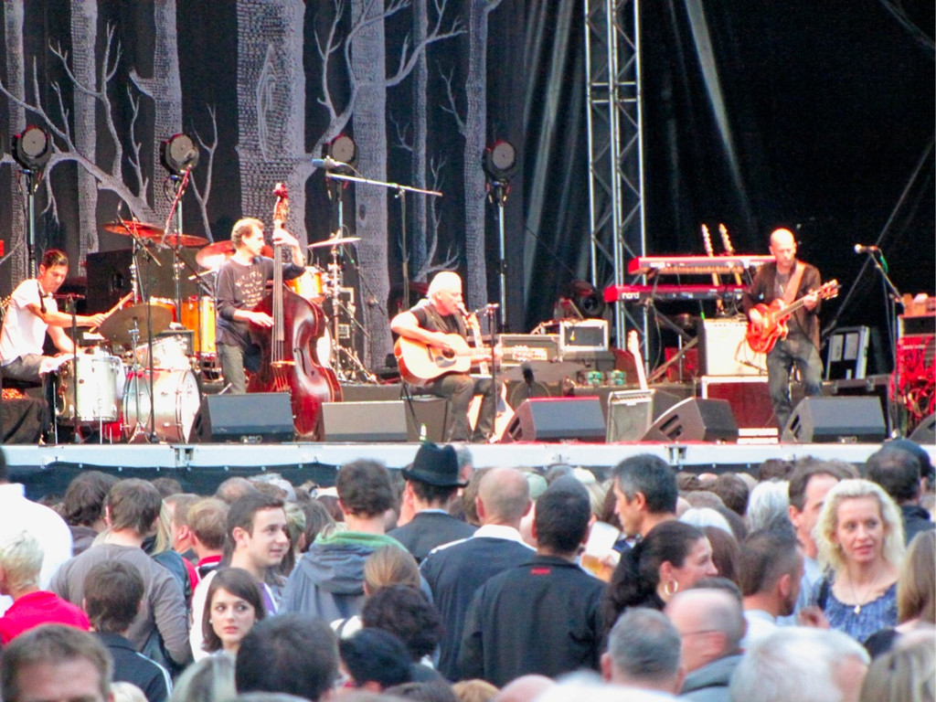 BK_amy_macdonald 10_jpg-1313446164