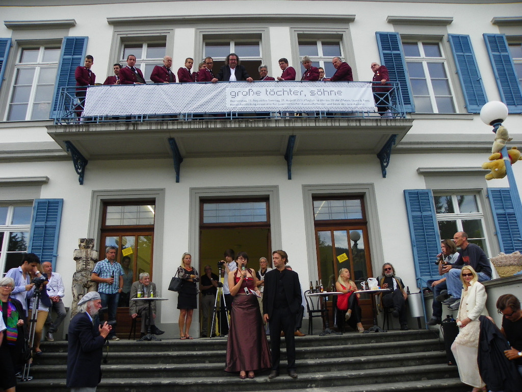 112_3225_JPG-1313449089