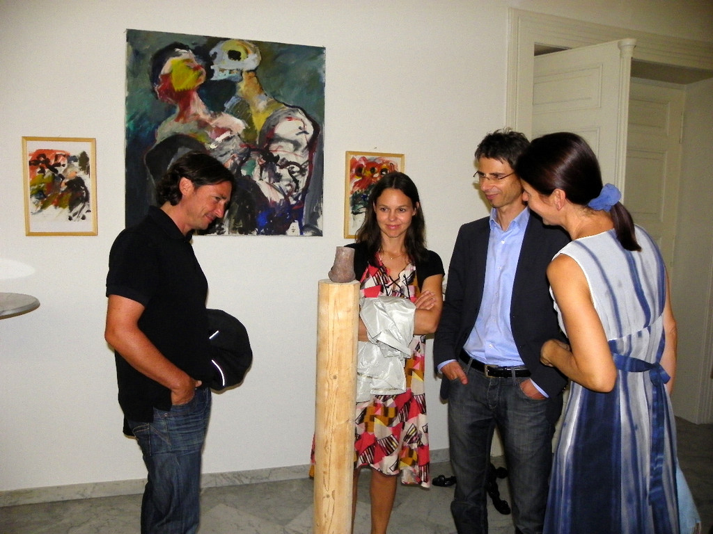 112_3332_JPG-1313449160