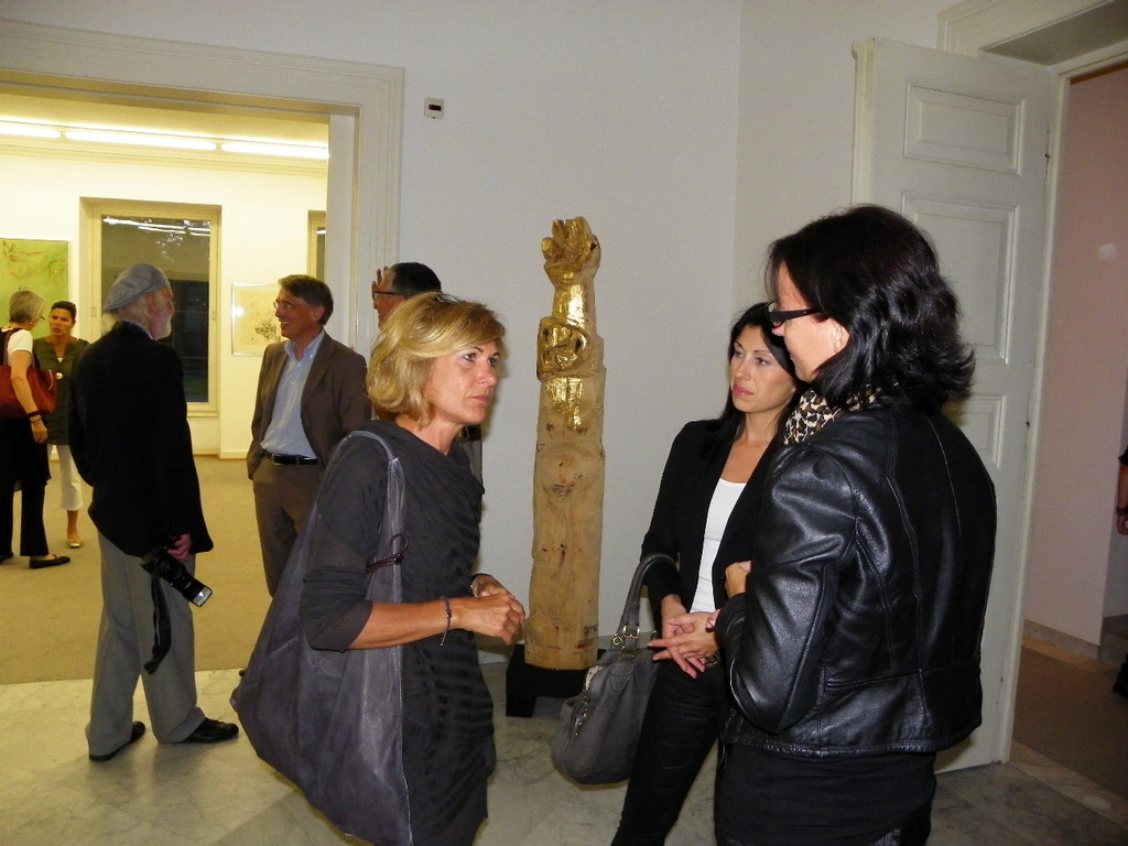 112_3333_JPG-1313449169