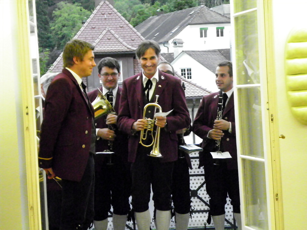 112_3284_JPG-1313793825