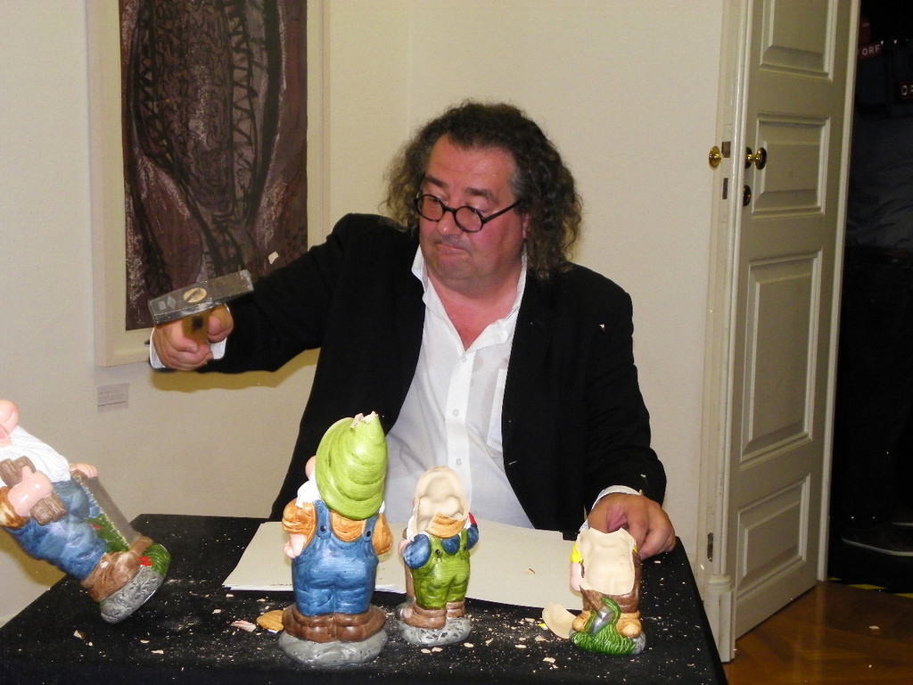 112_3287_JPG-1313793842