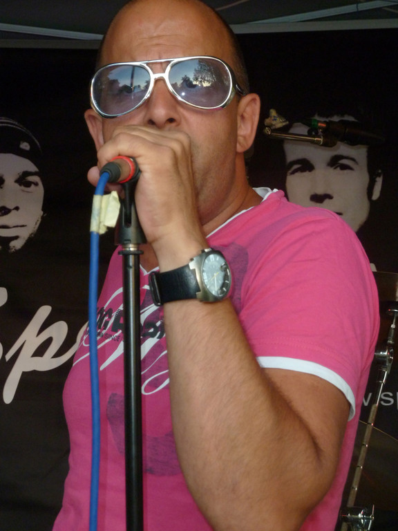 Spooners4Simon_jpg-1313936386