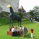 Eingang mit Pferd c_JPG-1313996425