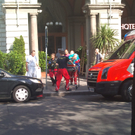 Arbeitsunfall im Hotel Regina: Glasscheibe verletzt Arbeiter schwer