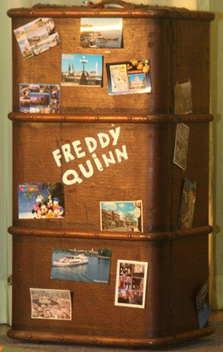 IMG_7100_7224F10x15_jpg-1314081799